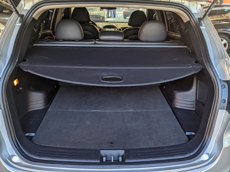 HYUNDAI IX35 2.0 2012/2013 RICARDO VEÍCULOS TEUTÔNIA / Carros no Vale