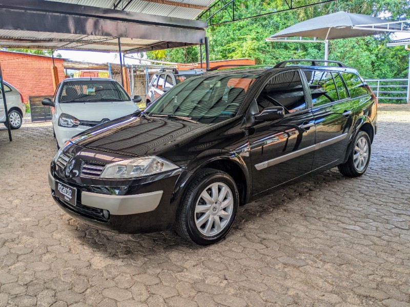 RENAULT MEGANE GRAND TOUR DYNAMIQUE 1.6 16V 2013 2012/2013 RICARDO VEÍCULOS TEUTÔNIA / Carros no Vale
