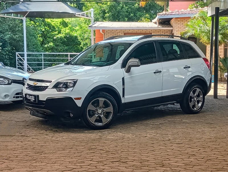 CHEVROLET CAPTIVA 2.4 SPORT 16V 2015/2016 RICARDO VEÍCULOS TEUTÔNIA / Carros no Vale