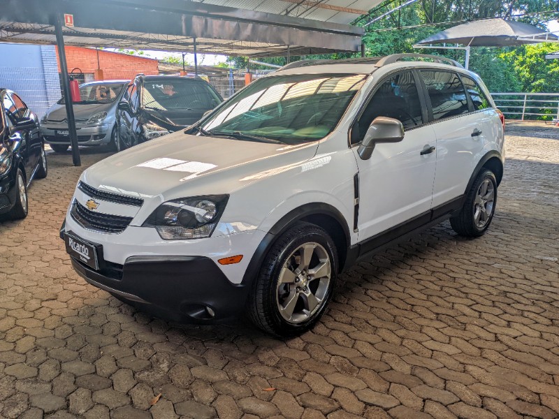 CHEVROLET CAPTIVA 2.4 SPORT 16V 2015/2016 RICARDO VEÍCULOS TEUTÔNIA / Carros no Vale
