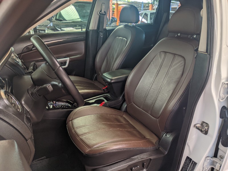 CHEVROLET CAPTIVA 2.4 SPORT 16V 2015/2016 RICARDO VEÍCULOS TEUTÔNIA / Carros no Vale