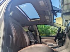 CHEVROLET CAPTIVA 2.4 SPORT 16V 2015/2016 RICARDO VEÍCULOS TEUTÔNIA / Carros no Vale