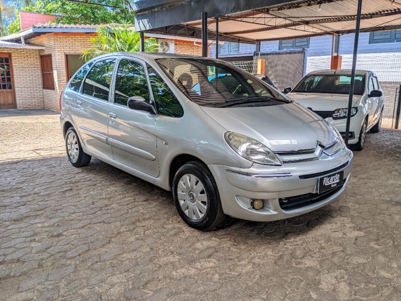 CITROEN XSARA PICASSO 1.6 I GLX 16V 2011/2012 RICARDO VEÍCULOS TEUTÔNIA / Carros no Vale