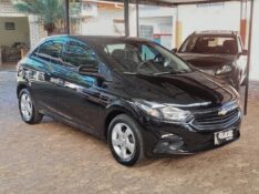 CHEVROLET ONIX 1.4 LT 2018/2019 RICARDO VEÍCULOS TEUTÔNIA / Carros no Vale