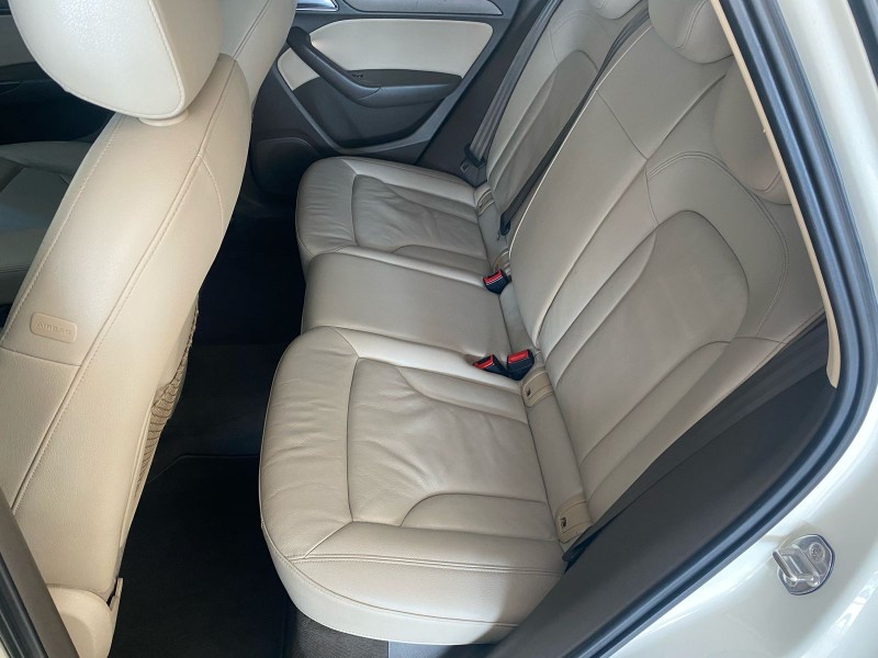 AUDI Q3 2.0 TFSI AMBIENTE QUATTRO 2014/2014 TONHO AUTOMÓVEIS LAJEADO / Carros no Vale