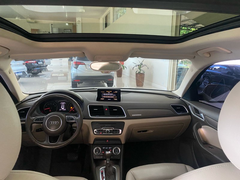 AUDI Q3 2.0 TFSI AMBIENTE QUATTRO 2014/2014 TONHO AUTOMÓVEIS LAJEADO / Carros no Vale