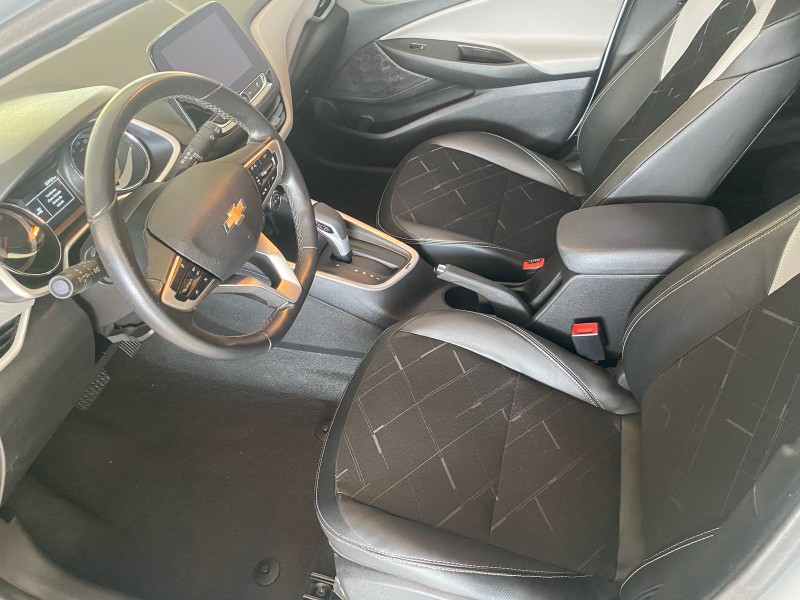 CHEVROLET ONIX 1.0 PREMIER 12V TURBO FLEX 4P AUTOMÁTICO 2021/2021 TONHO AUTOMÓVEIS LAJEADO / Carros no Vale