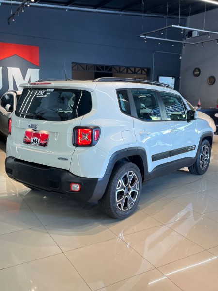 JEEP RENEGADE LONGITUDE 1.8 4X2 FLEX 16V AUT. 2018/2018 JM AUTOMÓVEIS VENÂNCIO AIRES / Carros no Vale