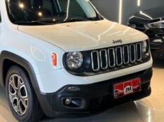 JEEP RENEGADE LONGITUDE 1.8 4X2 FLEX 16V AUT. 2018/2018 JM AUTOMÓVEIS VENÂNCIO AIRES / Carros no Vale