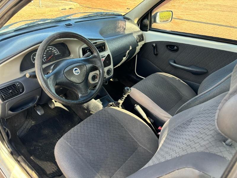 FIAT PALIO FIRE /2005 RT 811 VEÍCULOS ARROIO DO MEIO / Carros no Vale