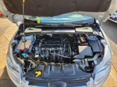 FORD FOCUS SE 1.6 2013/2014 TS VEÍCULOS ANTA GORDA / Carros no Vale