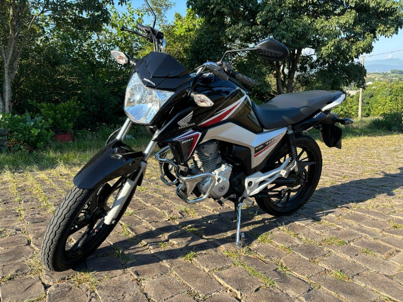 HONDA MOTOS CG 160 TITAN /2016 RT 811 VEÍCULOS ARROIO DO MEIO / Carros no Vale