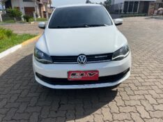 VOLKSWAGEN VOYAGE 1.0 COMFORTILINE 2015/2015 ELY AUTOMÓVEIS LAJEADO / Carros no Vale