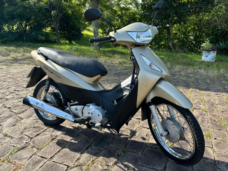 HONDA MOTOS BIZ 125 ES /2010 RT 811 VEÍCULOS ARROIO DO MEIO / Carros no Vale