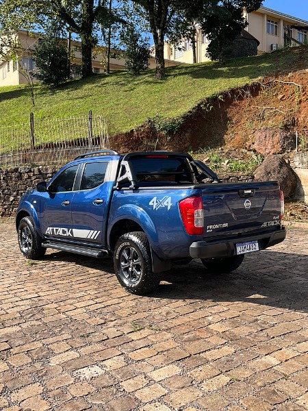 NISSAN FRONTIER 2.3 ATTACK 4X4 CD BI-TURBO 2021/2021 BOSCO AUTOMÓVEIS GUAPORÉ / Carros no Vale
