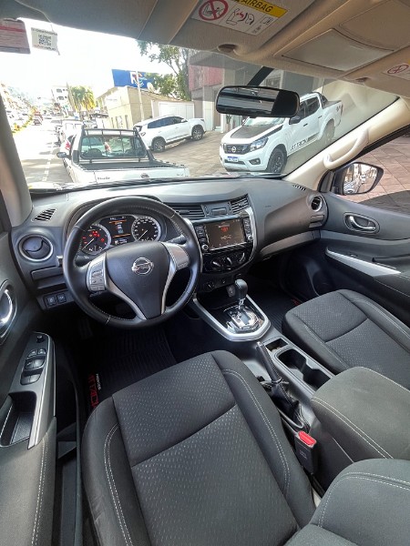 NISSAN FRONTIER 2.3 ATTACK 4X4 CD BI-TURBO 2021/2021 BOSCO AUTOMÓVEIS GUAPORÉ / Carros no Vale