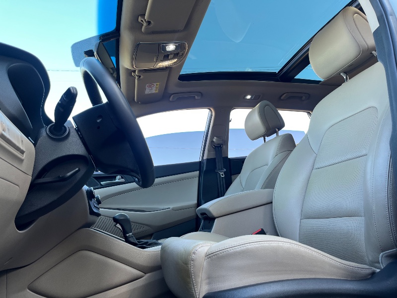 HYUNDAI TUCSON GLS 1.6 TURBO 2019/2019 BOSCO AUTOMÓVEIS GUAPORÉ / Carros no Vale