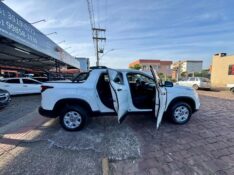 FIAT TORO ENDURANCE 1.8 AT6 FLEX 4P 2019/2020 AR MULTIMARCAS VENÂNCIO AIRES / Carros no Vale