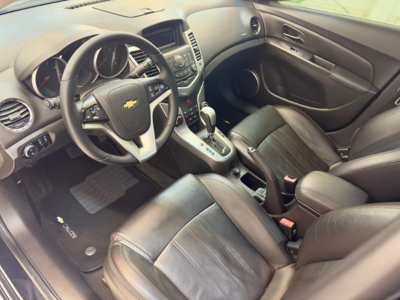 CHEVROLET CRUZE HB SPORT LT 1.8 16V FLEXP. 5P AUT 2013/2013 LUCAS AUTOMÓVEIS BOM RETIRO DO SUL / Carros no Vale
