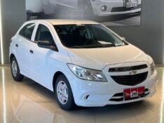 CHEVROLET ONIX HATCH JOY 1.0 8V FLEX 5P MEC. 2017/2017 JM AUTOMÓVEIS VENÂNCIO AIRES / Carros no Vale