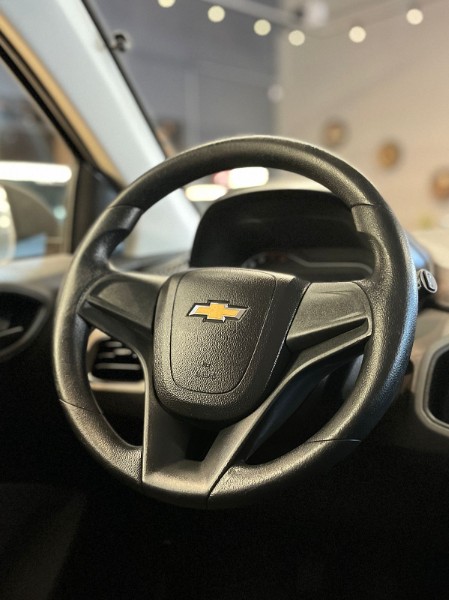 CHEVROLET ONIX HATCH JOY 1.0 8V FLEX 5P MEC. 2017/2017 JM AUTOMÓVEIS VENÂNCIO AIRES / Carros no Vale