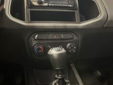 CHEVROLET ONIX HATCH JOY 1.0 8V FLEX 5P MEC. 2017/2017 JM AUTOMÓVEIS VENÂNCIO AIRES / Carros no Vale
