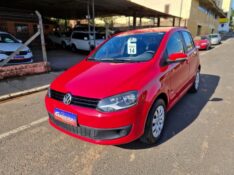 VOLKSWAGEN FOX 1.0 2013/2014 CRUZEIRO MULTIMARCAS CRUZEIRO DO SUL / Carros no Vale