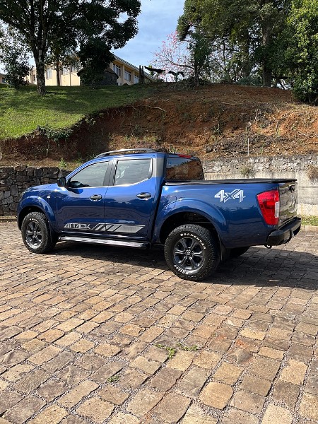NISSAN FRONTIER 2.3 16V TURBO DIESEL ATTACK CD 4X4 AUTOMÁTICO 2022/2022 BOSCO AUTOMÓVEIS GUAPORÉ / Carros no Vale