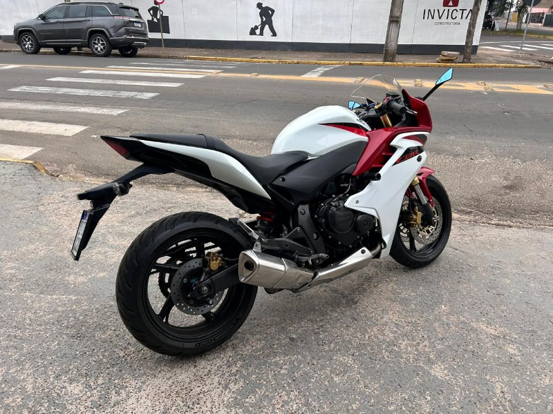HONDA MOTOS CBR 600 F 2012/2012 LS MULTIMARCAS VENÂNCIO AIRES / Carros no Vale