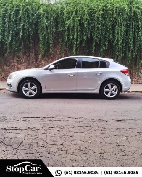 CHEVROLET CRUZE HB SPORT LT 1.8 16V FLEXP. 5P AUT 2016/2016 STOPCAR MULTIMARCAS ESTRELA / Carros no Vale