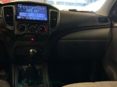 MITSUBISHI L200 TRITON 2.4 16V TURBO DIESEL OUTDOOR GLX CD 4X4 MANUAL 2020/2021 JM AUTOMÓVEIS VENÂNCIO AIRES / Carros no Vale