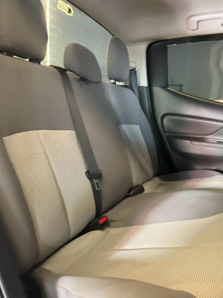 MITSUBISHI L200 TRITON 2.4 16V TURBO DIESEL OUTDOOR GLX CD 4X4 MANUAL 2020/2021 JM AUTOMÓVEIS VENÂNCIO AIRES / Carros no Vale