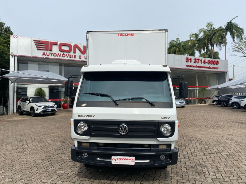 VOLKSWAGEN CAMINHÕES DELIVERY EXPRESS 2P 2012/2013 TONHO AUTOMÓVEIS LAJEADO / Carros no Vale