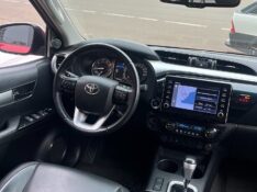 TOYOTA HILUX 2.8 SRV 4X4 CD 16V DIESEL 4P AUTOMÁTICO 2022/2022 BOSCO AUTOMÓVEIS GUAPORÉ / Carros no Vale