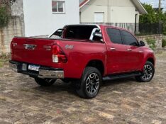 TOYOTA HILUX 2.8 SRV 4X4 CD 16V DIESEL 4P AUTOMÁTICO 2022/2022 BOSCO AUTOMÓVEIS GUAPORÉ / Carros no Vale