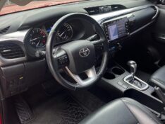 TOYOTA HILUX 2.8 SRV 4X4 CD 16V DIESEL 4P AUTOMÁTICO 2022/2022 BOSCO AUTOMÓVEIS GUAPORÉ / Carros no Vale