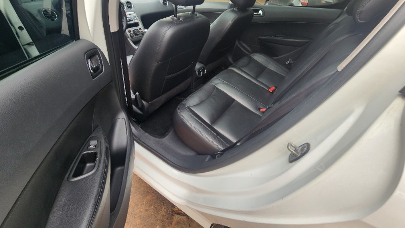 PEUGEOT 308 ALLURE 2.0 FLEC MEC / TETO PANORÂMICO 2014/2015 FERNANDO AUTOMÓVEIS | REVENDA DE CARROS ARROIO DO MEIO ARROIO DO MEIO / Carros no Vale