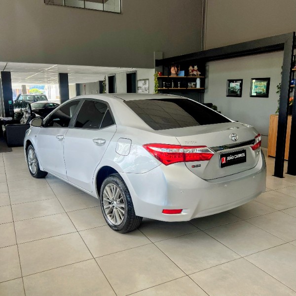 TOYOTA COROLLA XEI 2.0 16V 2015/2015 JOÃO CARROS MULTIMARCAS GUAPORÉ / Carros no Vale