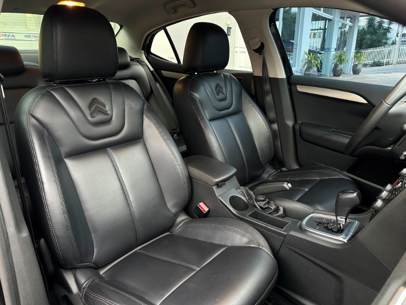 CITROEN C4 LOUNGE ORIGINE 1.6 THP FLEX 2016/2017 SÉTIMA VEÍCULOS GUAPORÉ / Carros no Vale