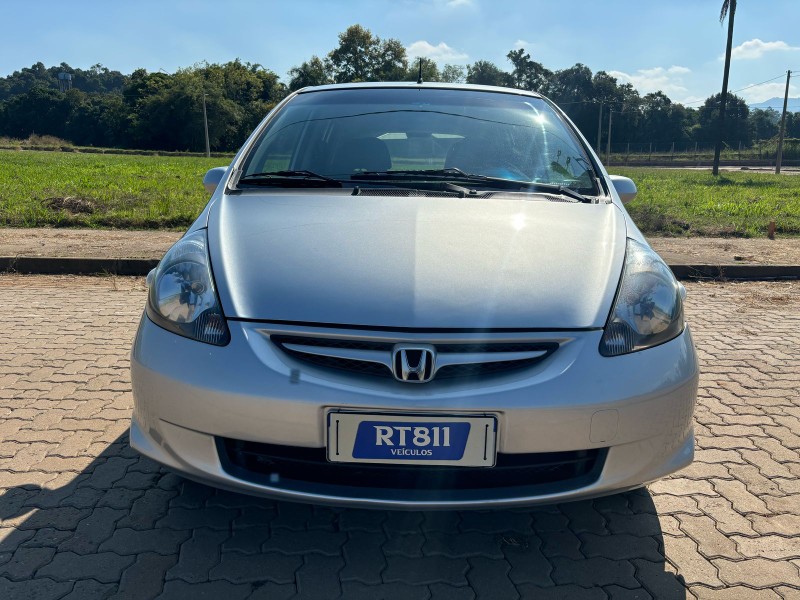 HONDA FIT LX /2008 RT 811 VEÍCULOS ARROIO DO MEIO / Carros no Vale