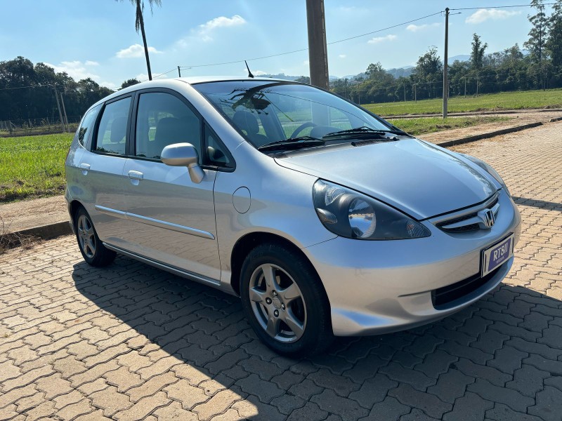 HONDA FIT LX /2008 RT 811 VEÍCULOS ARROIO DO MEIO / Carros no Vale