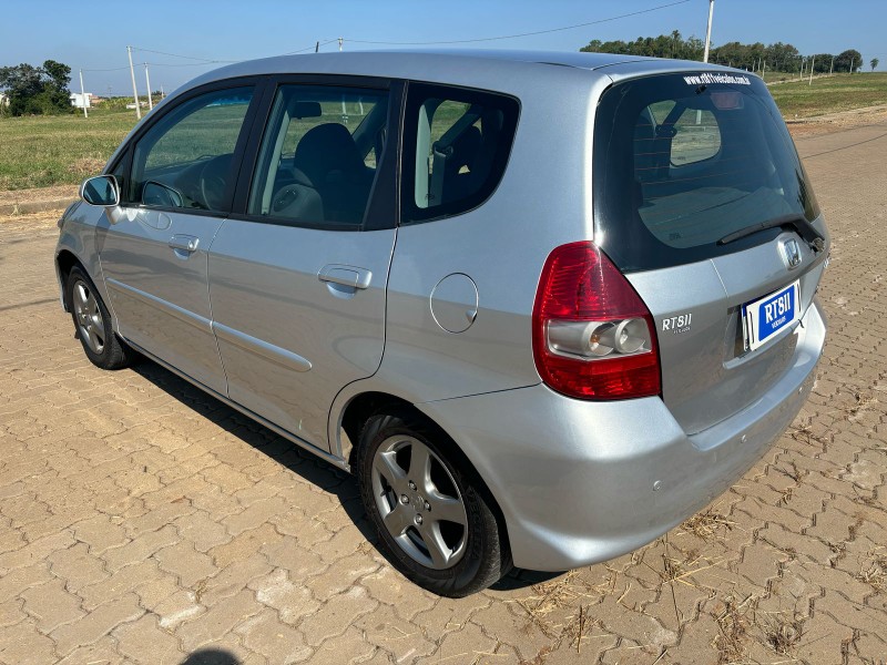 HONDA FIT LX /2008 RT 811 VEÍCULOS ARROIO DO MEIO / Carros no Vale