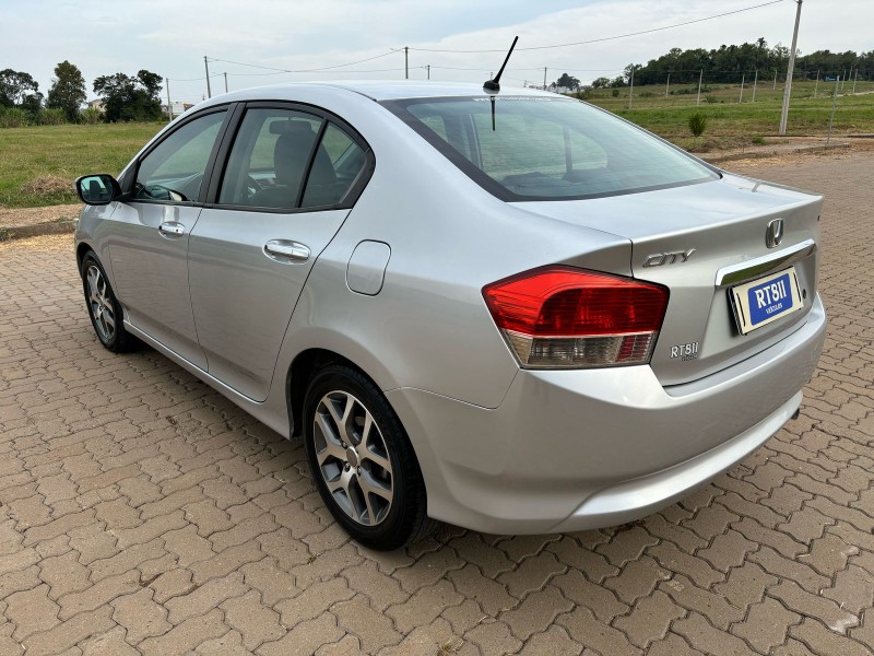HONDA CITY EX /2011 RT 811 VEÍCULOS ARROIO DO MEIO / Carros no Vale