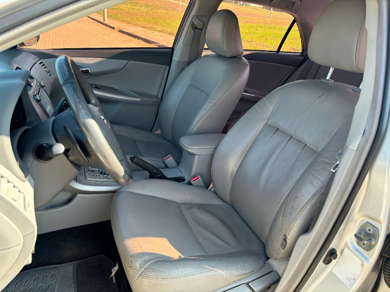 TOYOTA COROLLA XEI /2011 RT 811 VEÍCULOS ARROIO DO MEIO / Carros no Vale