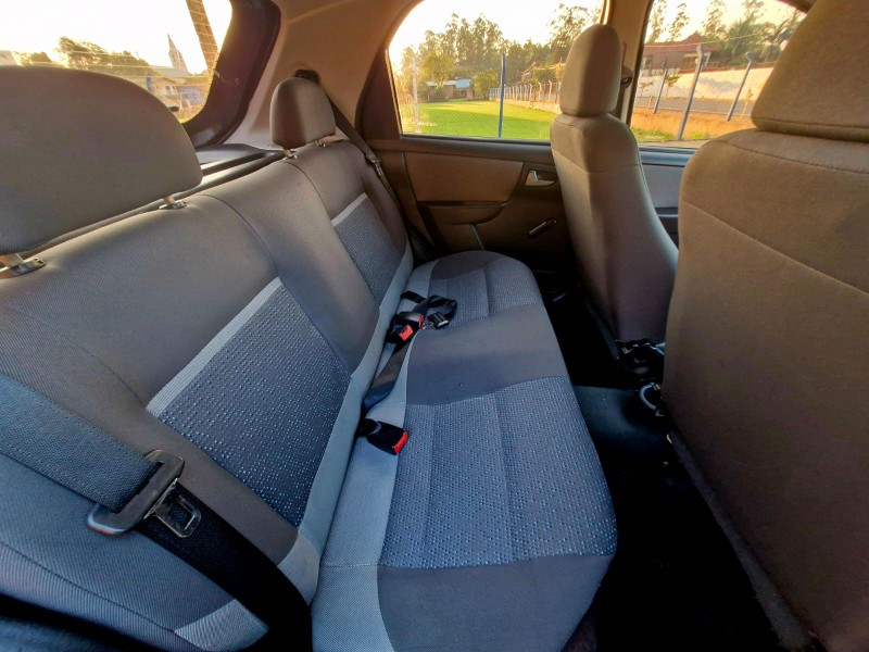 CHEVROLET CELTA 1.0 LT 2012/2013 CRUZEIRO MULTIMARCAS CRUZEIRO DO SUL / Carros no Vale