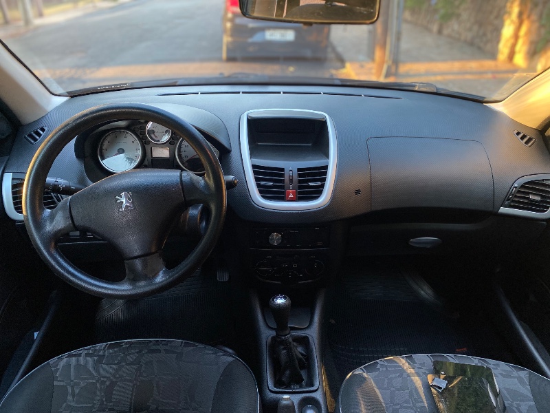 PEUGEOT 207 XR SPORT 1.4 2010/2011 ESTAÇÃO DO CARRO ESTRELA / Carros no Vale