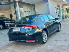 TOYOTA COROLLA XEI 2.0 2020/2021 SÉTIMA VEÍCULOS GUAPORÉ / Carros no Vale