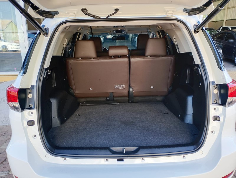 TOYOTA HILUX SW4 2.8 SRX 4X4 /2018 CHIMA VEÍCULOS VENÂNCIO AIRES / Carros no Vale