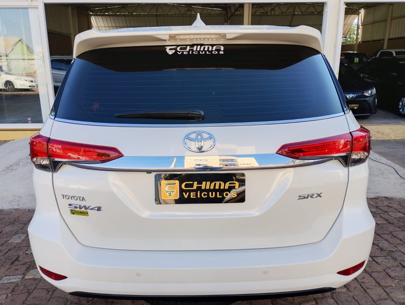TOYOTA HILUX SW4 2.8 SRX 4X4 /2018 CHIMA VEÍCULOS VENÂNCIO AIRES / Carros no Vale