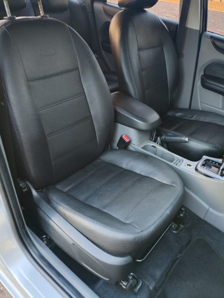 FORD FOCUS SEDAN 2.0 /2011 CHIMA VEÍCULOS VENÂNCIO AIRES / Carros no Vale